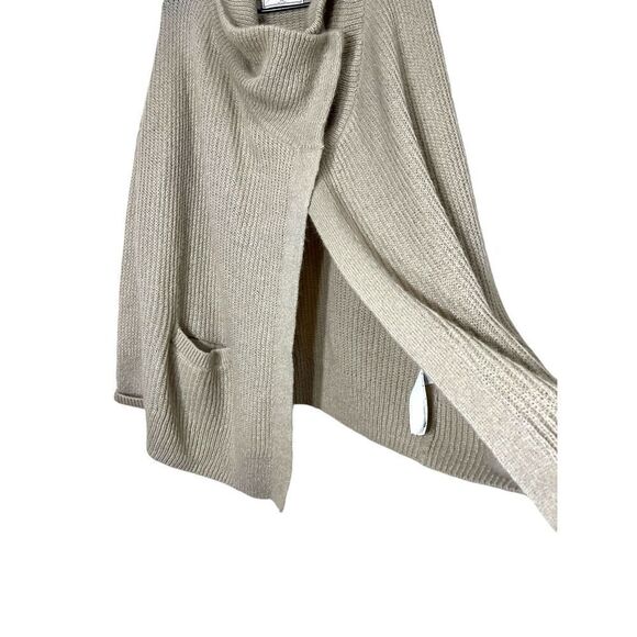 Abercrombie & Fitch Tan Shawl Neck Waterfall Front Sweater Cardigan Size M - Picture 4 of 9